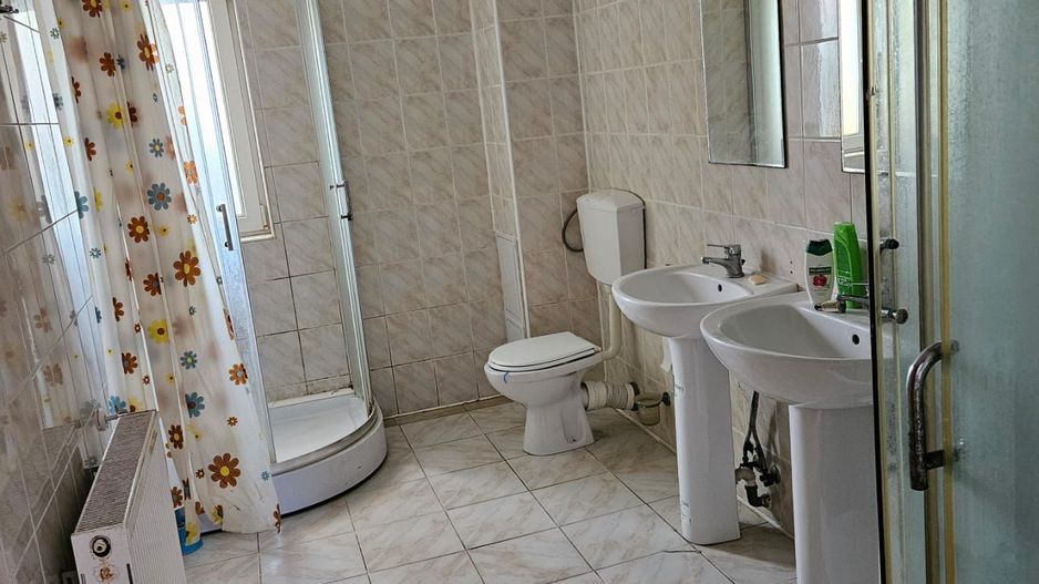 Vila,Parter+Etaj comuna Berceni 169000 eur - Poză 22