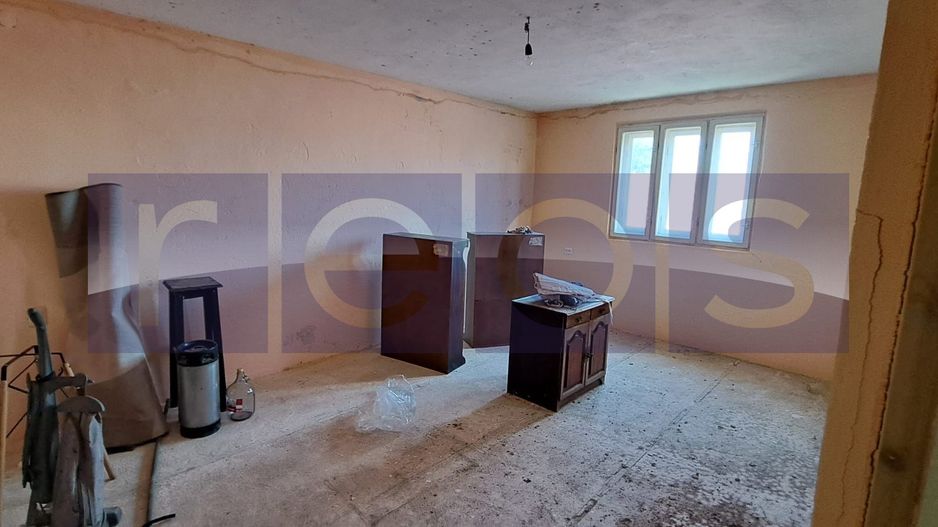VANZARE VILA SPATIOASA CU TEREN GENEROS – 1.700 MP | RADOESTI VALE, TELEORMAN - Poză 7