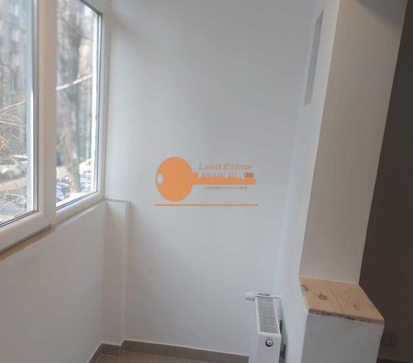 3 camere Crangasi ( constructie 1988 ) - Poză 8