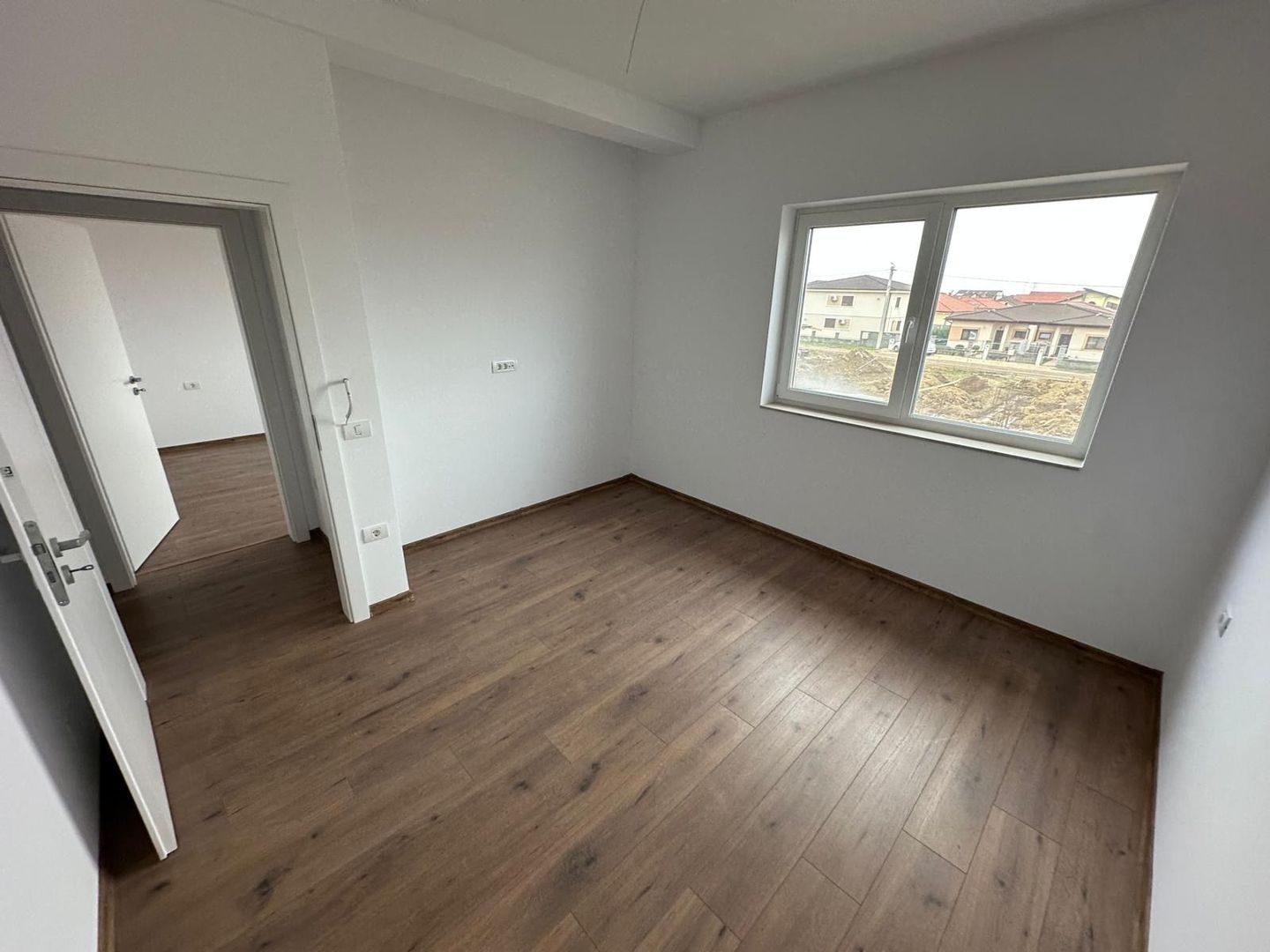 DUPLEX SPATIOS - Poză 8