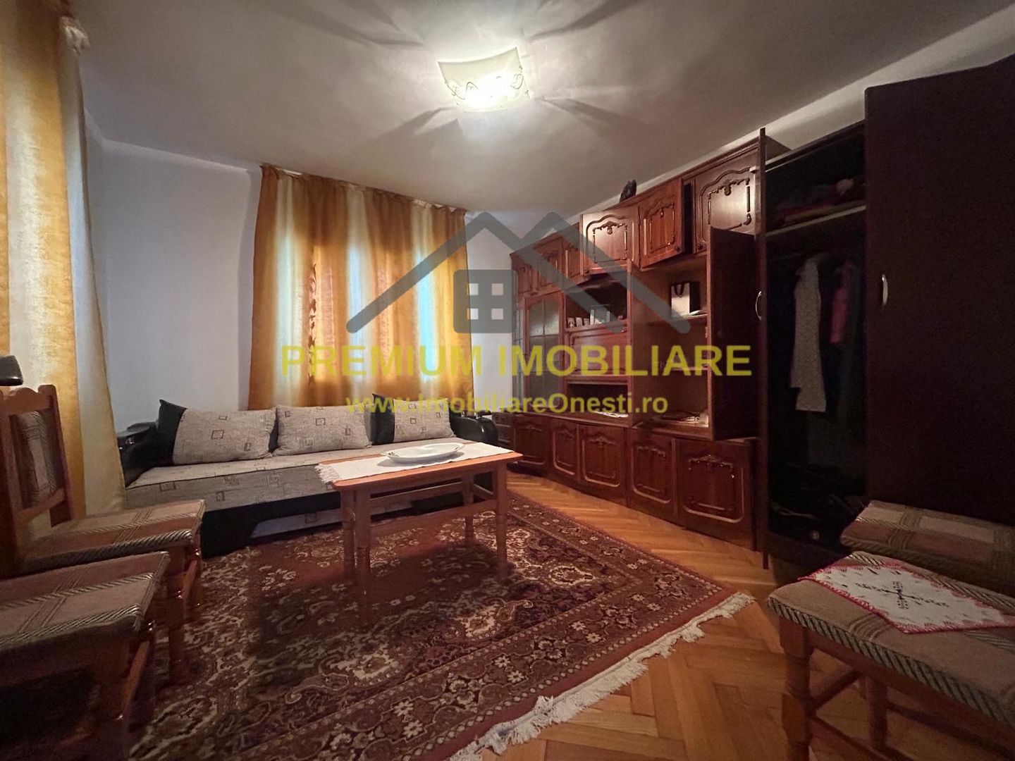 Casă batraneasca+ teren 999 mp intravilan în Oituz - Poză 3