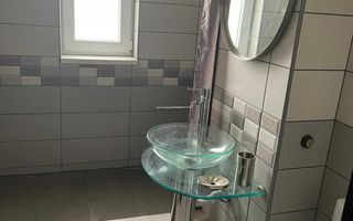 Inchiriez garsoniera cu terasa - Berceni zona Grand Arena - Poză 5