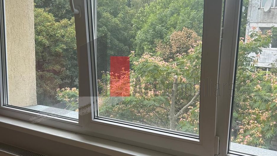 Vânzare apartament 4 camere decomandat Bd. Brâncoveanu - Izvorul Mureșului - Poză 5