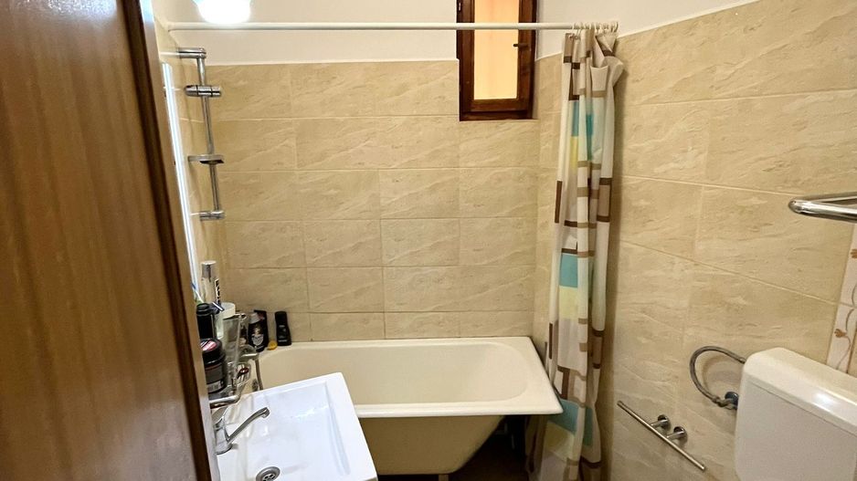 ageuropa.ro vinde ap cam 96mp la etajul unu⁸ - Poză 4