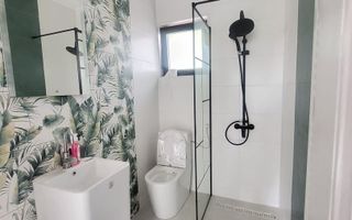 Casa Mogosoaia, constructie noua, 3 bai, zona in dezvoltare, vecini civilizati - Poză 6