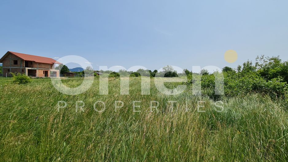 Teren de vânzare în Bușag pe strada Calea Merișorului în suprafață de 2,222 mp - Poză 1