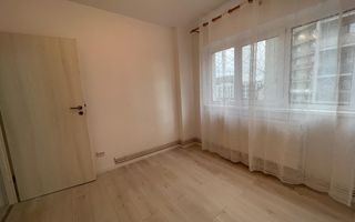 Apartament decomandat cu 2 camere, balcon, etaj 3, recent renovat, -Sibiu - Poză 15