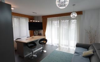Apartament cu 3 camere decomandat zona Dealul  Florilor - Poză 1