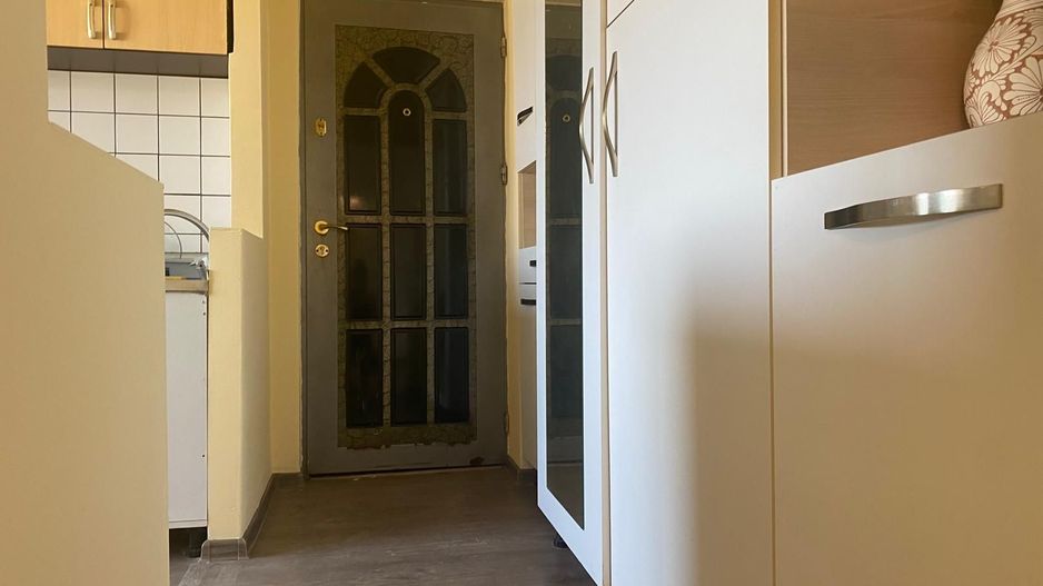 Luminos! Vanzare apartament cu 2 camere, Targoviste - Micro 11 - Poză 12