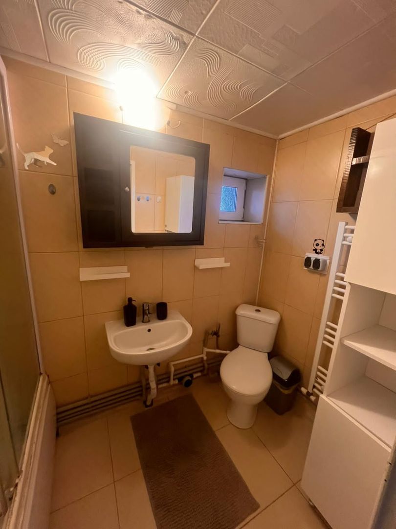 De vanzare – Apartament la casa, etaj 1, complet mobilat si utilat - Poză 5