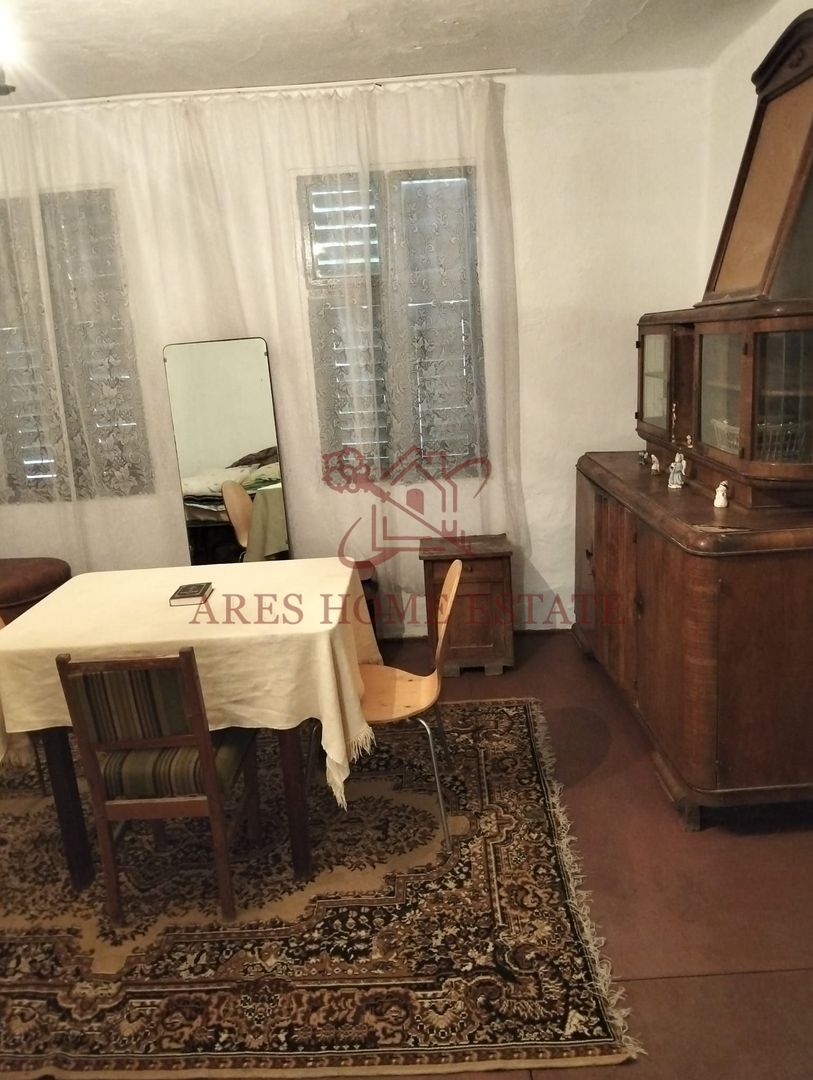 Casa spatioasa | 1500 mp teren - Ticvaniu Mare CS - Poză 1