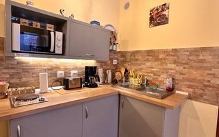 Apartament spre vanzare amplasat la doar 2 minute de Piata Sfatului - Poză 7