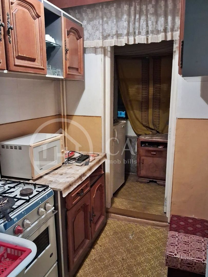 Apartament cu o camera de vanzare in zona Decebal, Oradea - Poză 1