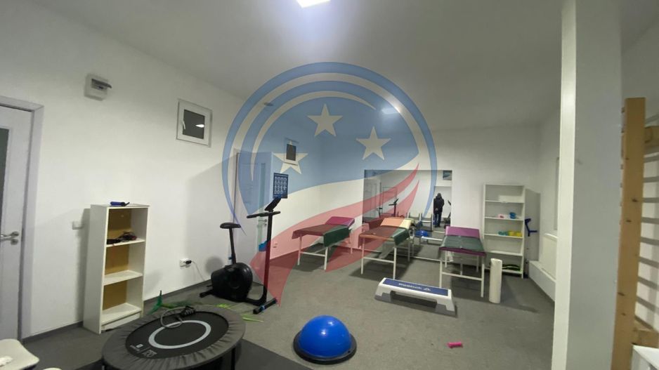 INCHIRIERE SPATIU MEDICAL 400 METRI PATRATI 20 CABINETE - Poză 6