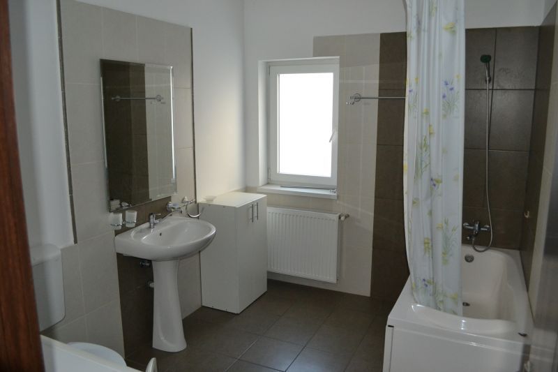 De inchiriat! Casa moderna in zona Manastur - Poză 6