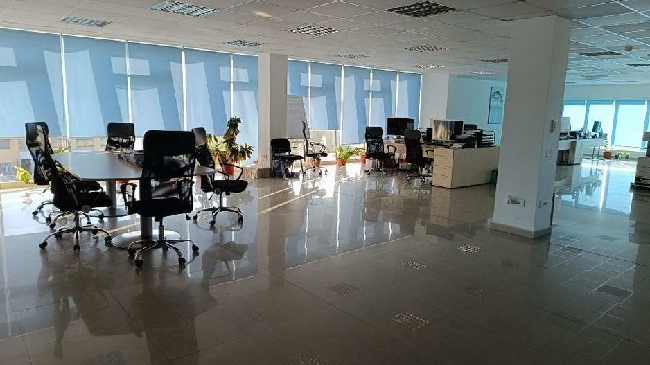 Hală logistică + Spaţii Birouri - Poză 16