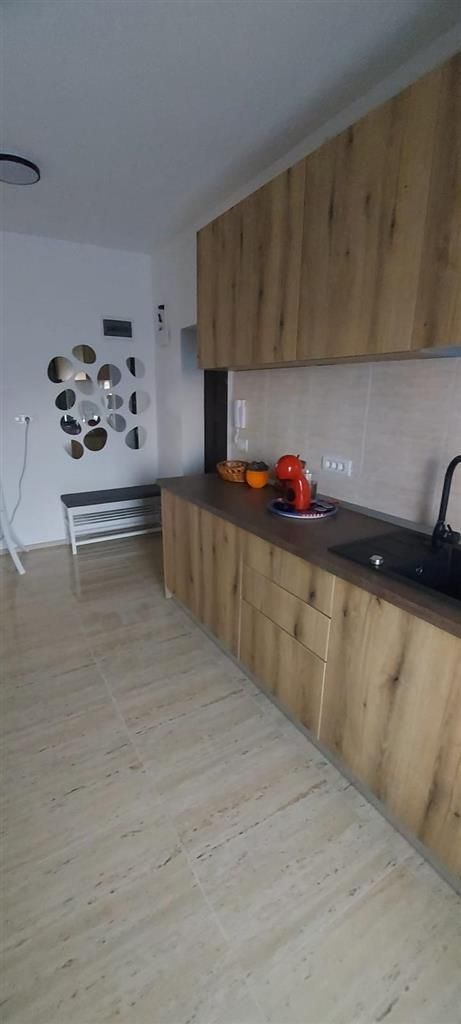 1 camera parter loc de parcare BLOC NOU-Benzinaria ESSO - Poză 12