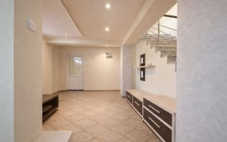 Casă + Spațiu comercial -218 mp utili- Intersecție circulata -Trifazic - Poză 6