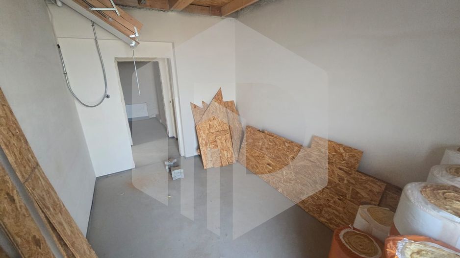 Cvaduplex 4 camere 145 mp teren Calea Cisnadiei - Poză 10