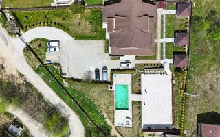 Pensiune exclusivistă Piscină încălzită în Predeal - Afacere la cheie - Poză 3