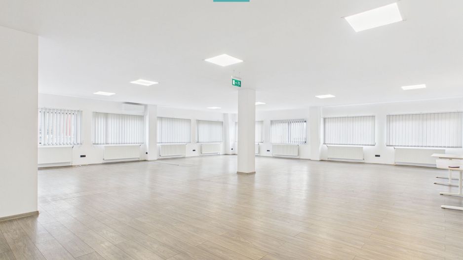 Spații moderne 205 mp și parcare, lângă autostradă - Poză 13