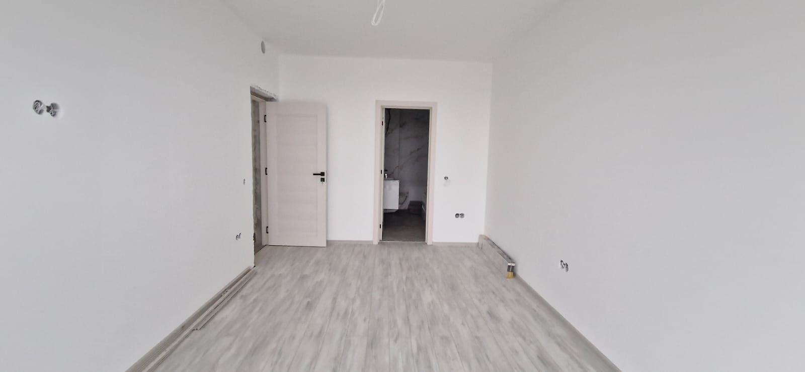 Apartament 3 camere MUTARE IMEDIATA 80 mp Copou 152000 euro - Poză 5