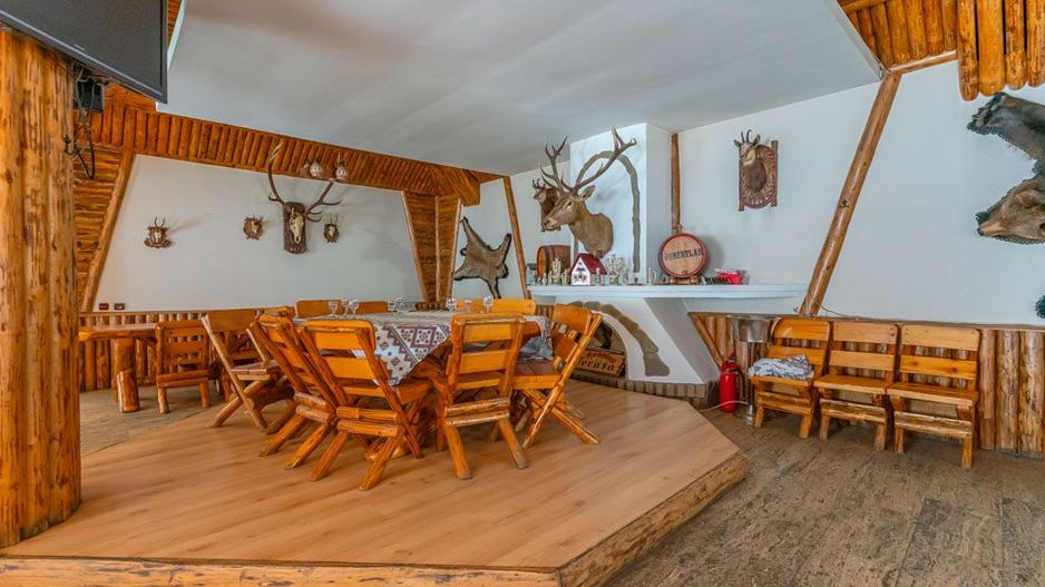 Pensiune Rosenau de vânzare - Afacere la cheie lângă Cetatea Râșnov - Poză 10