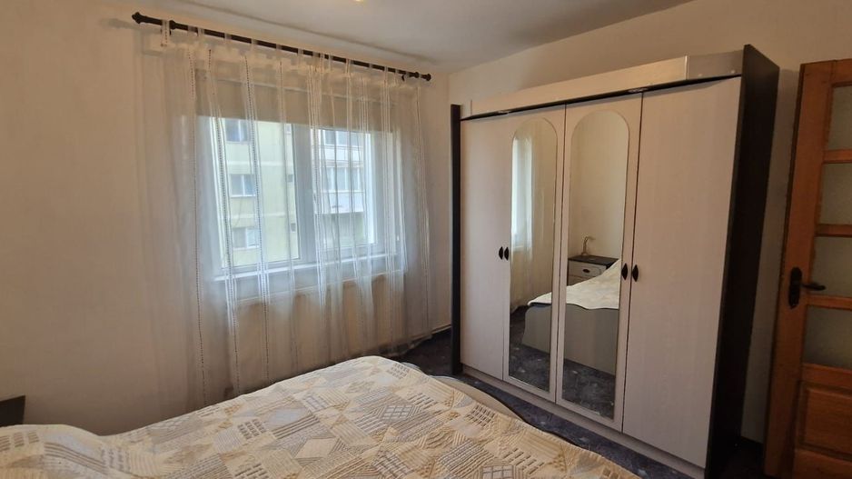 Vand apartament 4 camere Făgărașului - Poză 4