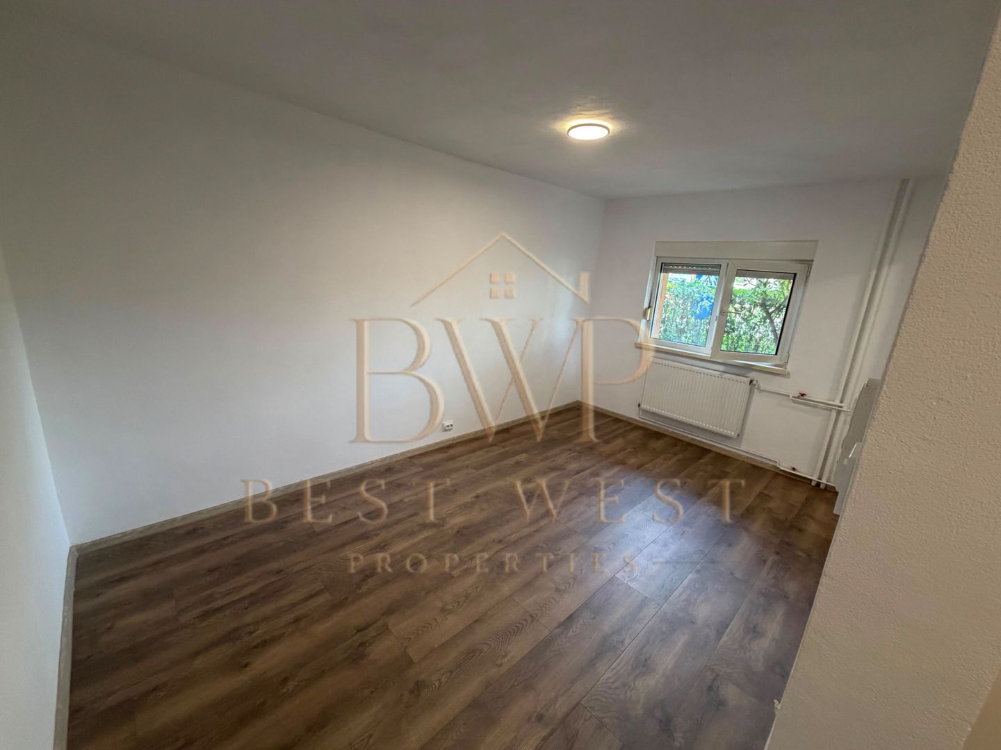 Garsonieră renovată Buziașului parter - Poză 2