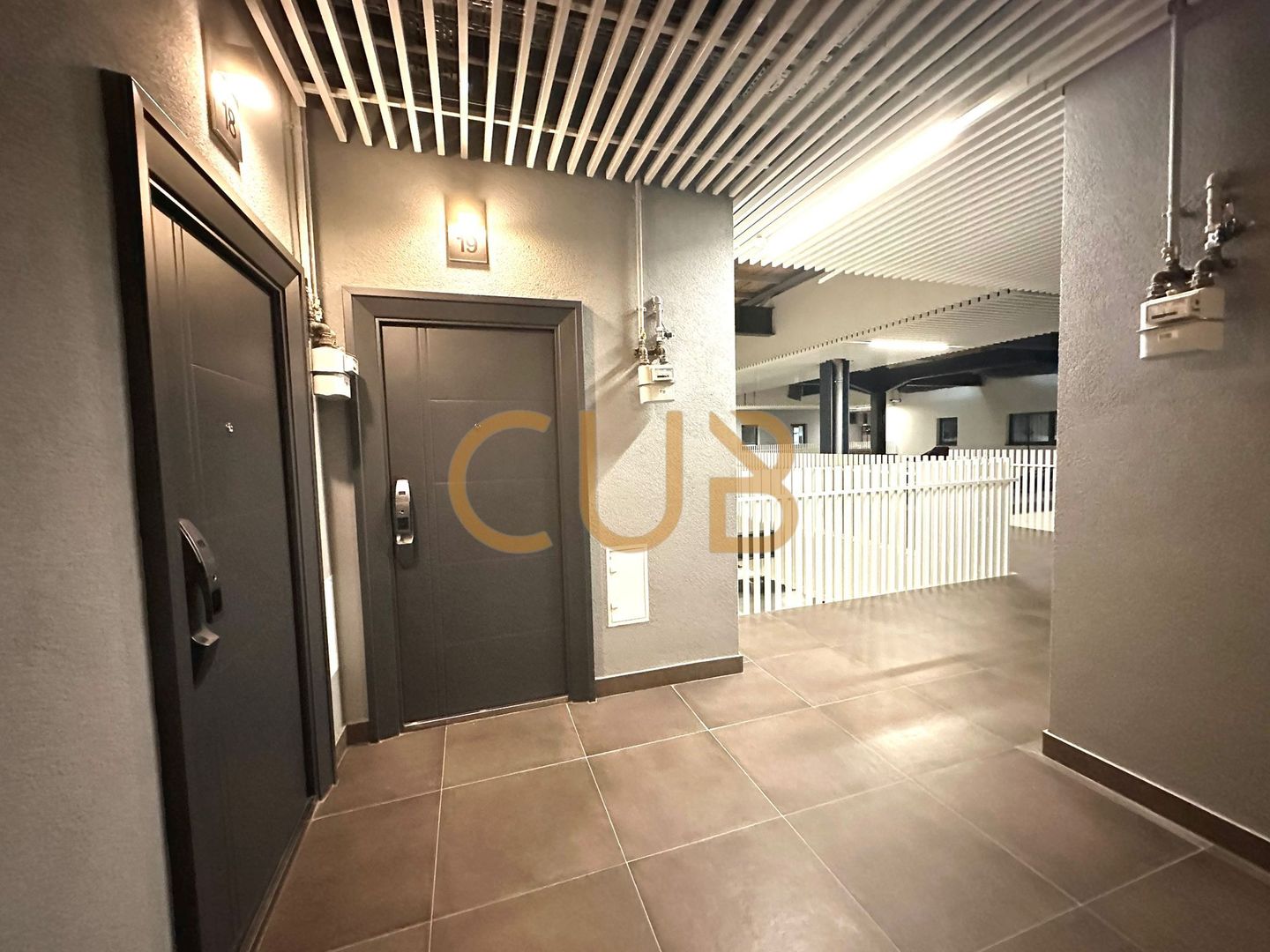 2cam DEOSEBIT | bloc nou,parcare,centrala,AC | Zona CENTRALA/CENTRU - Poză 20