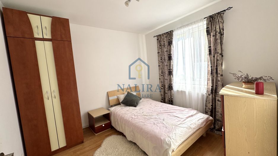 De vanzare apartament 3 camere Cosbuc parter de vanzare — Central - Poză 2