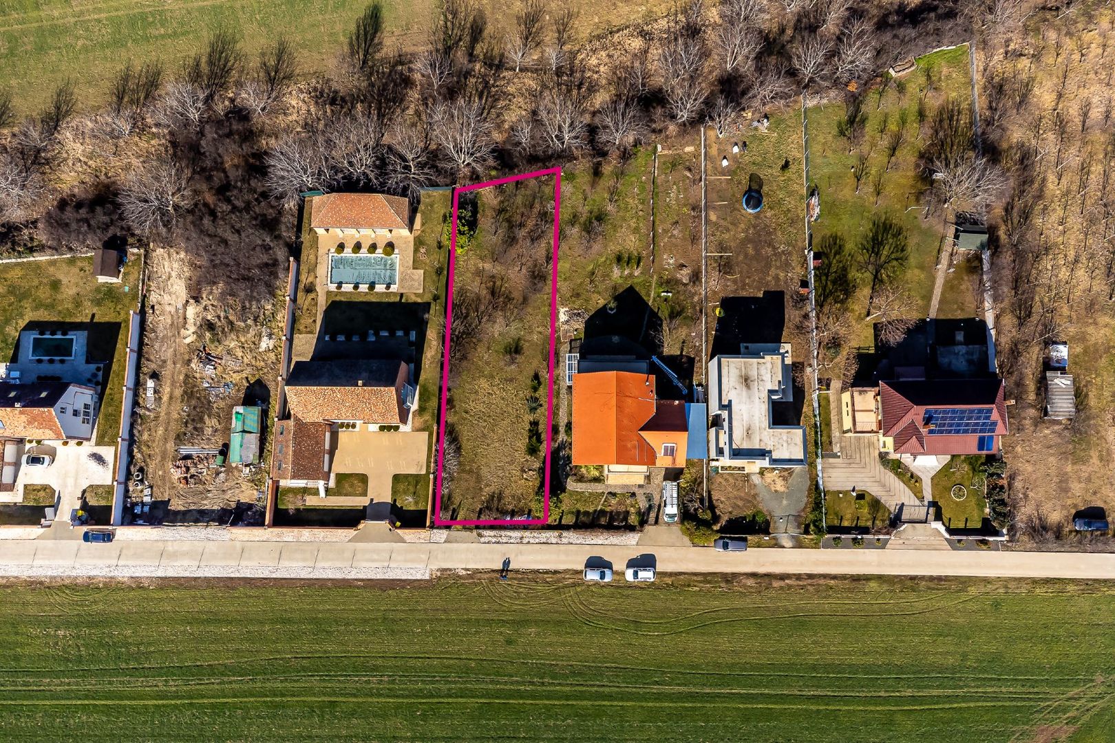 De vanzare teren de 880 mp - front stradal 16.5m - Aradul Nou - Poză 1