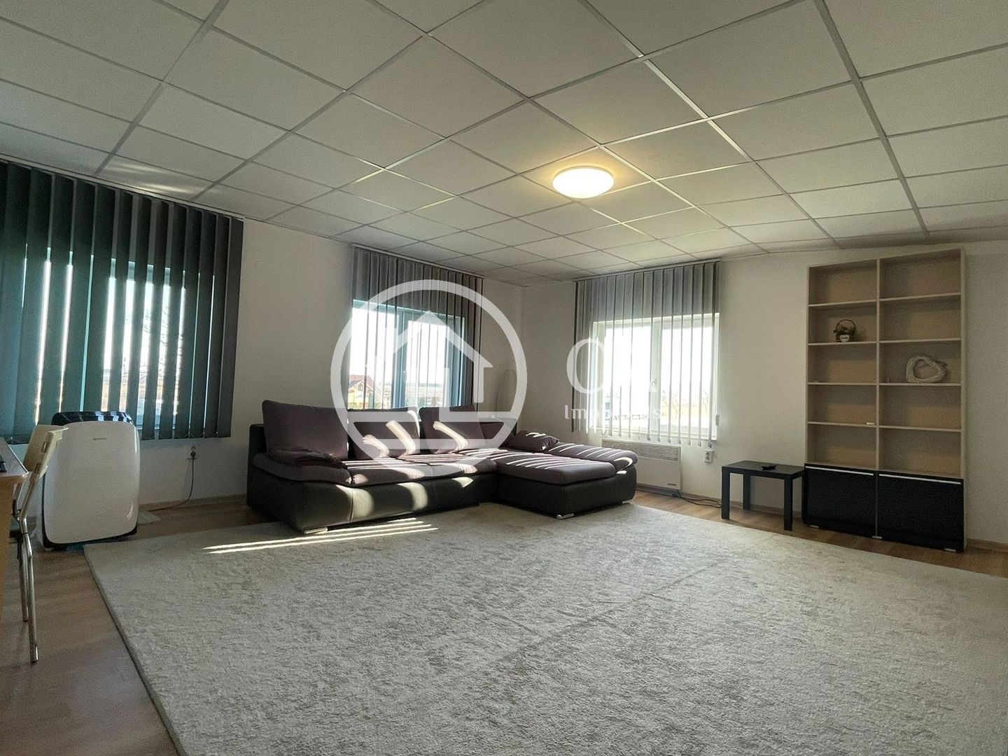 Apartament la casa, de inchiriat cu 3 camere  in zona Nufaru, Oradea - Poză 4