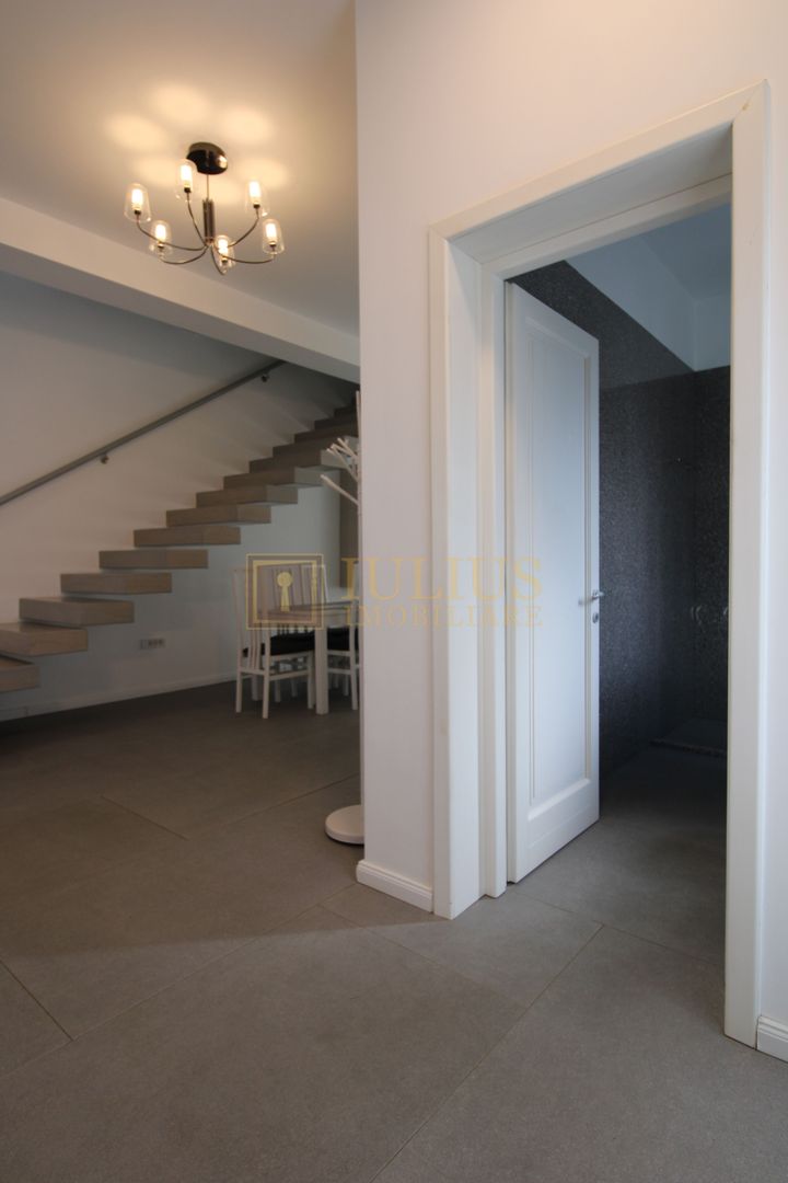 Zona Lipovei, casa 4 camere + 3 bai, curte proprie. - Poză 9