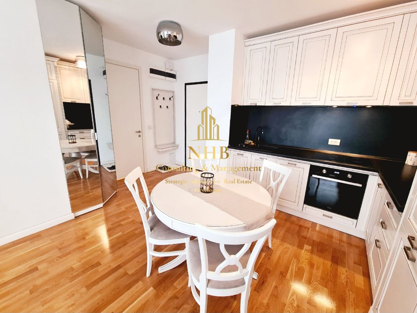 Apartament de 3 camre + gradina + parcare subterana - 1 Mai / Domenii - Poză 2