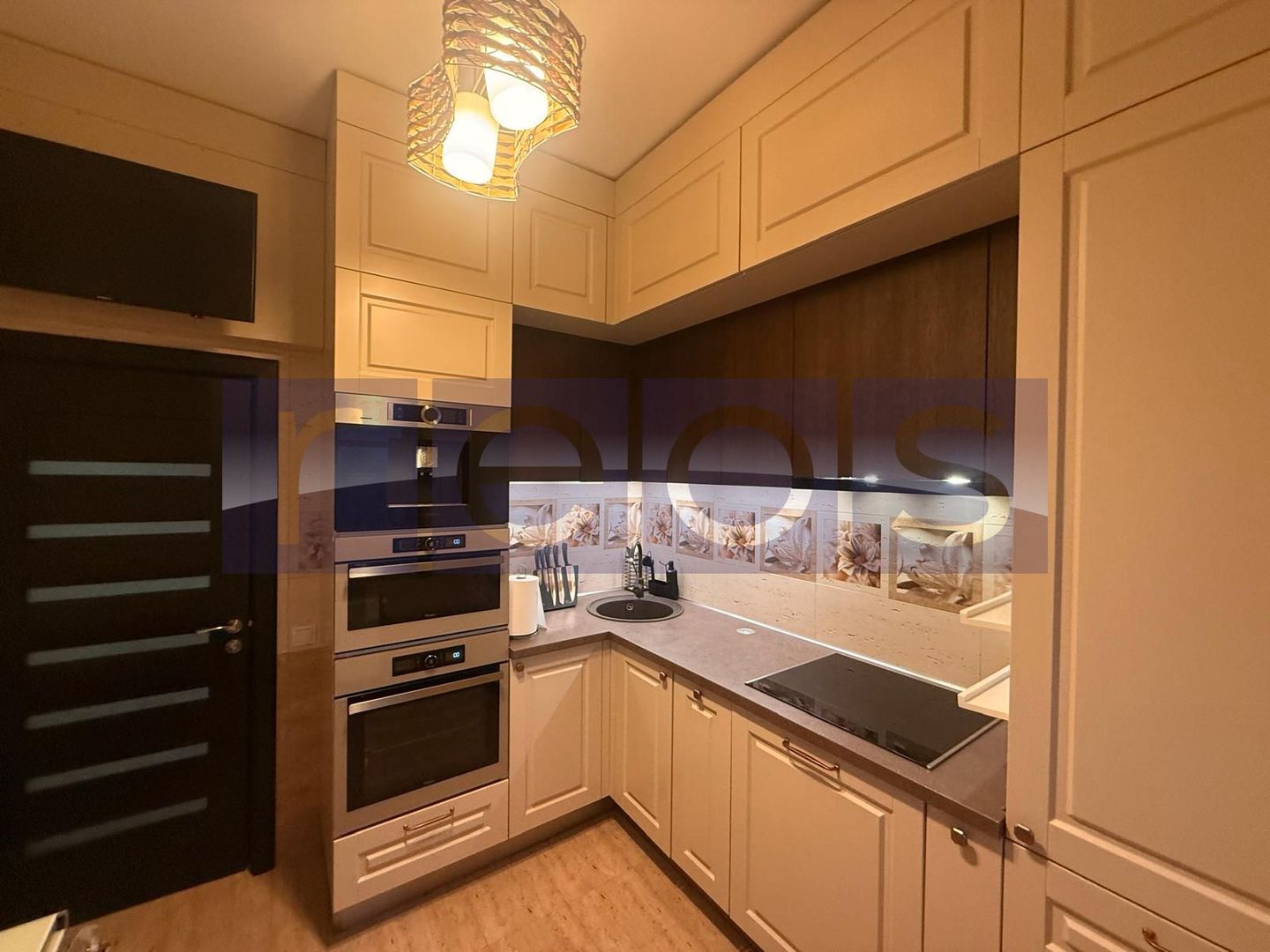 VANZARE APARTAMENT 3 CAMERE BASARABIEI | MOBILAT UTILAT COMPLET | - Poză 10