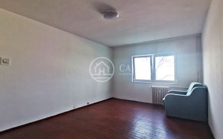 Apartament de vânzare cu 3 camere în zona Iosia , Oradea - Poză 3