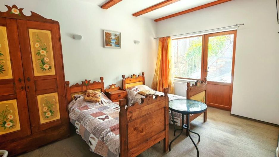 Casa / vila,  pensiune investitie zona Sacele, Brasov - Poză 10