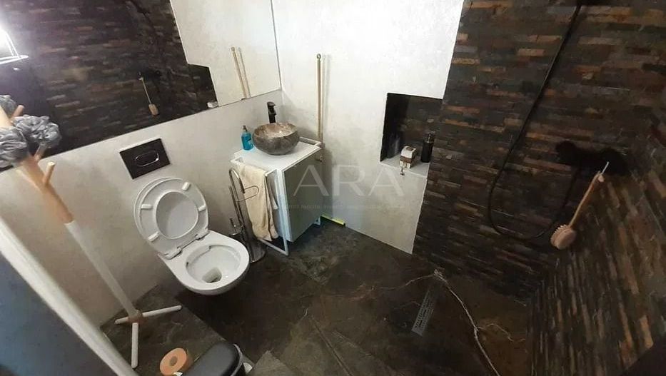 Casa cu 7 camere in Apahida - Poză 4