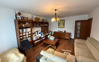 Apartament spatios 3 camere la 10 minute de centru cu loc de parcare - Poză 2