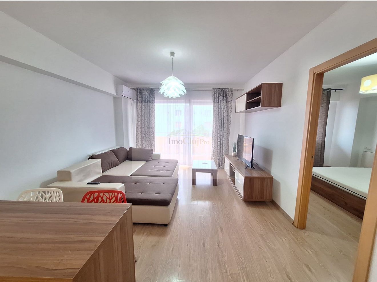 INCHIRIERE 2 camere, parcare subterană – Iulius Mall- Pet friendly - Poză 1