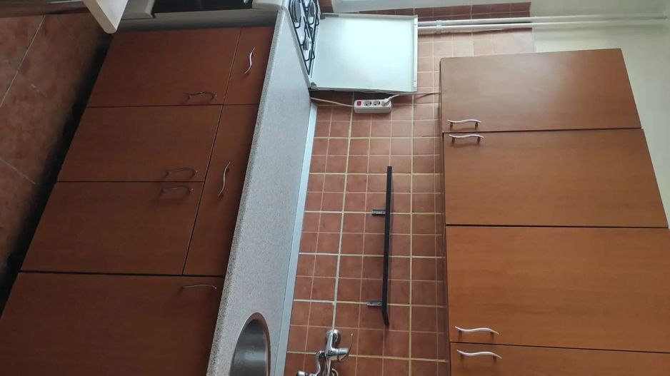 Inchiriez garsoniera Dristor metrou - Poză 5