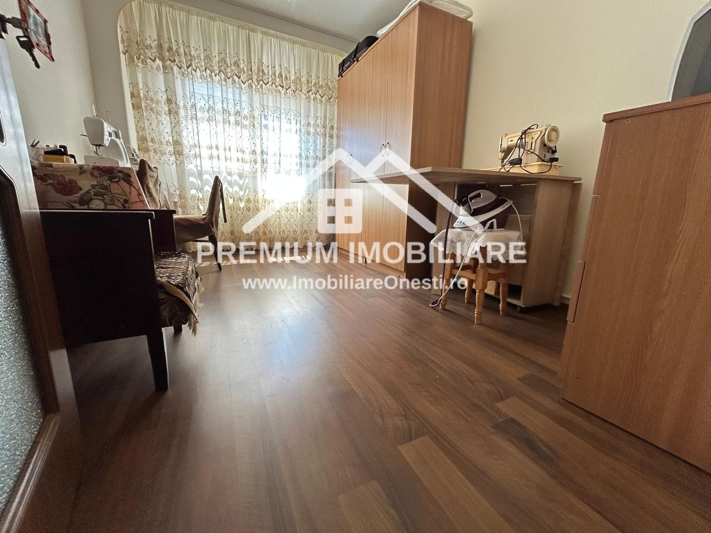 Apartament 3 camere de vânzare – Onești - Poză 6
