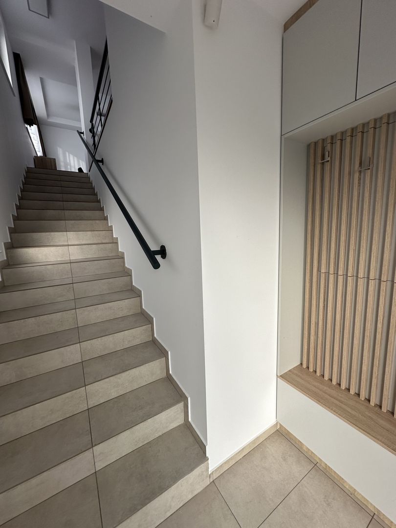 Apartament in vila cu curte-  Dumbravita - Poză 15