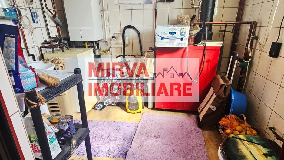 🏡 Casă spațioasă cu 9 camere în Strejnicu – pentru locuință, birouri - Poză 81