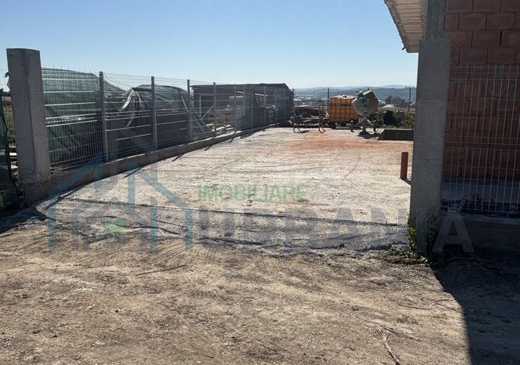 Casă la roșu cu beci de 30 mp și curte betonată, Târgu Frumos - Poză 3