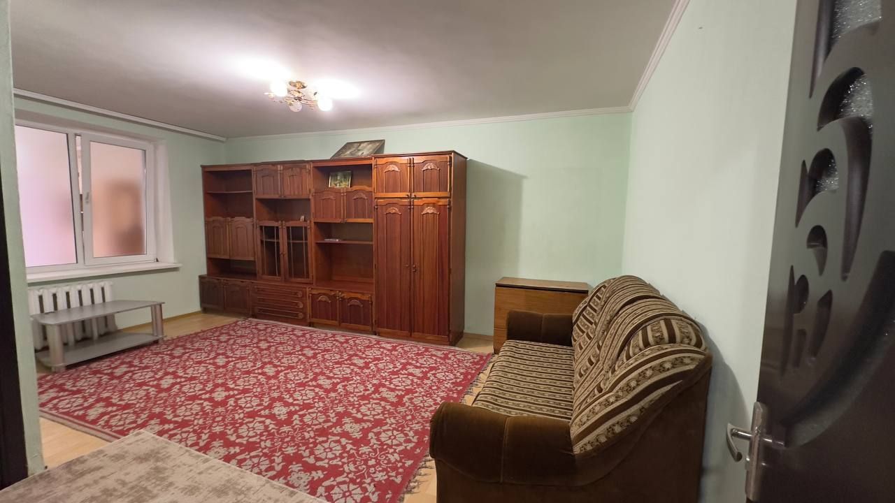 De vinzare apartament Riscani in spatelele CC Soiuz - Poză 4