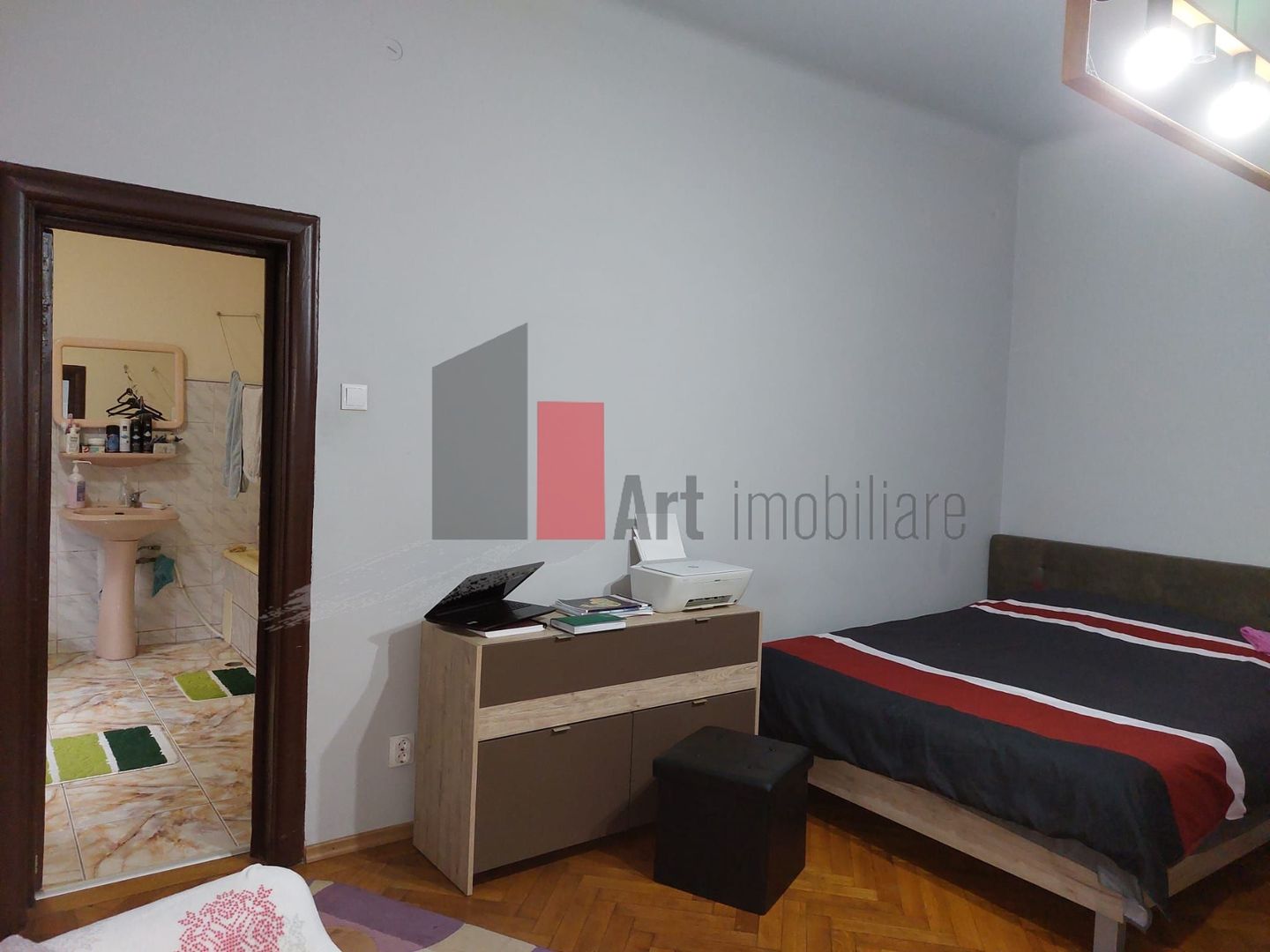 Apartamentul "ENIREJO", et. 1 in vila, FARA RISC SEISMIC, intrare exclusiva - Poză 12