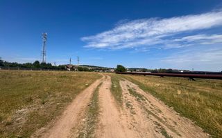Teren Itcani | 31 Ari | Extravilan | Deschidere 11.5 MP | 93000 Euro - Poză 1