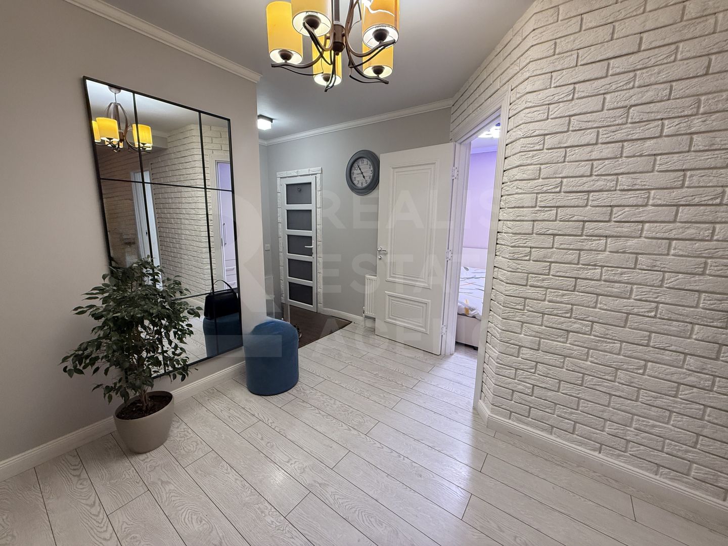 Vânzare, casă, 3 nivele, 6 camere, str. Mihail Sadoveanu, Strășeni - Poză 7